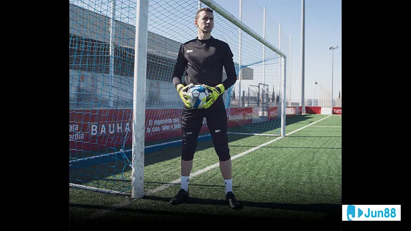 Trang phục của thủ môn